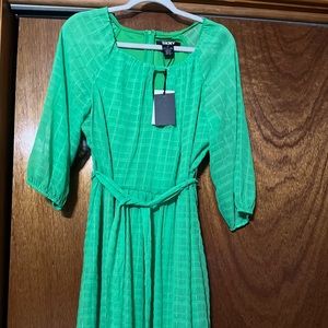 DNKY DRESS NWT SIZE 10